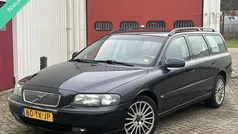 Zwart (metallic) Gebruikt 2001 Volvo V70 Comfort Stationwagen | € 2.499 (Super prijs)