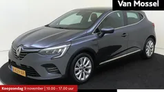 Grijs Gebruikt 2021 Renault Clio V Intens Hatchback | € 15.935 (Eerlijke prijs)