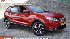 Rood Gebruikt 2015 Nissan Qashqai SUV | € 13.750 (Eerlijke prijs)