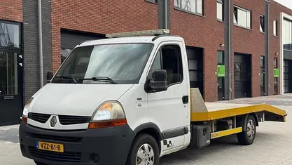 Occasion 2009 Renault Master LE Van | € 7.599 (Eerlijke prijs)