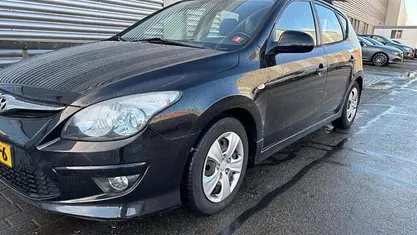 Zwart Gebruikt 2012 Hyundai i30 Hatchback | € 3.999 (Goede deal)