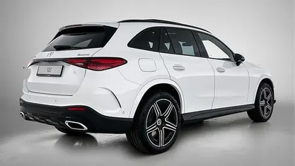 Wit Nieuw 2026 Mercedes GLC300 Sport Edition SUV | € 82.461 (Eerlijke prijs)