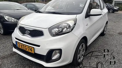 Gebruikt 2011 Kia Picanto Hatchback | € 1.699 (Super prijs)