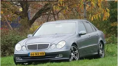 Blauw Gebruikt 2004 Mercedes E240 Avantgarde Sedan | € 4.949 (Goede deal)