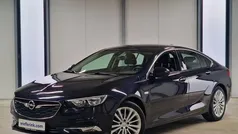Blauw, metallic lak Gebruikt 2018 Opel Insignia Business Hatchback | € 15.450 (Goede deal)