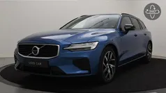 Blauw Gebruikt 2020 Volvo V60 R-Design Stationwagen | € 31.495 (Eerlijke prijs)