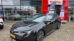 Zwart Gebruikt 2019 Toyota Corolla Edition Stationwagen | € 24.950 (Eerlijke prijs)