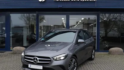 Occasion 2023 Mercedes B180 Business MPV | € 24.850 (Super prijs)