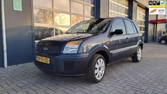 Grijs Gebruikt 2007 Ford Fusion MPV | € 2.750 (Eerlijke prijs)