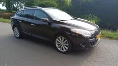 Bruin, metallic lak Gebruikt 2011 Renault Mégane III Dynamique Stationwagen | € 3.450 (Goede deal)