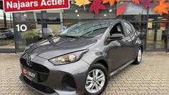 Grijs Gebruikt 2025 Mazda 2 Center-Line Hatchback | € 22.990 (Goede deal)