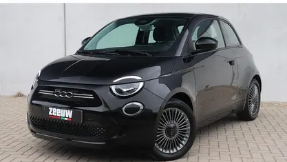 Occasion Fiat 500e Icon 86 kW (118 PK) 2021 Zwart Hatchback