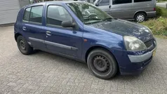 Gebruikt 2001 Renault Clio II Authentique Hatchback | € 499 (Eerlijke prijs)
