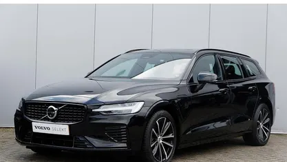 Gebruikt 2024 Volvo V60 Plus Stationwagen | € 44.950 (Eerlijke prijs)