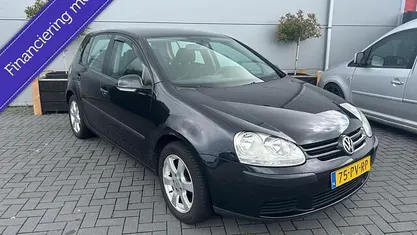 Zwart Occasion 2005 VW Golf IV Sportline Hatchback | € 2.499 (Eerlijke prijs)