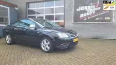 Zwart Gebruikt 2008 Ford Focus Cabriolet Trend Cabriolet | € 3.950 (Eerlijke prijs)