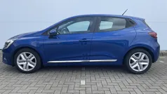 Blauw Gebruikt 2021 Renault Clio V Zen Hatchback | € 16.740 (Goede deal)