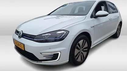 Occasion VW e-Golf 100 kW (136 PK) 2020 Hatchback