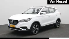 Wit Gebruikt 2020 MG ZS Luxury Sedan | € 14.900 (Eerlijke prijs)