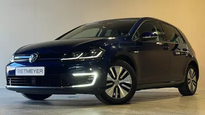 Occasion VW e-Golf 100 kW (136 PK) 2019 Blauw Hatchback