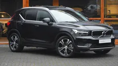 Zwart Gebruikt 2022 Volvo XC40 Inscription SUV | € 32.950 (Eerlijke prijs)