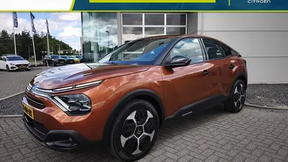 Gebruikt 2020 Citroën C4 Feel Hatchback | € 16.315 (Eerlijke prijs)