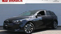Gebruikt 2025 Kia Ceed Hatchback | € 33.450 (Eerlijke prijs)