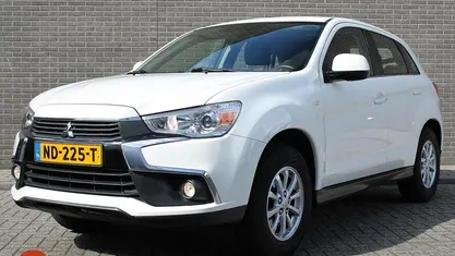 Gebruikt 2017 Mitsubishi ASX SUV | € 13.890 (Eerlijke prijs)