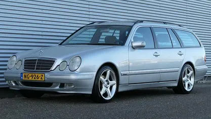 Grijs Gebruikt 1999 Mercedes E320 Avantgarde Stationwagen | € 2.940 (Eerlijke prijs)