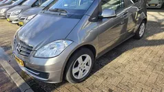 Grijs, metallic lak Gebruikt 2011 Mercedes A160 Business MPV | € 5.999 (Eerlijke prijs)