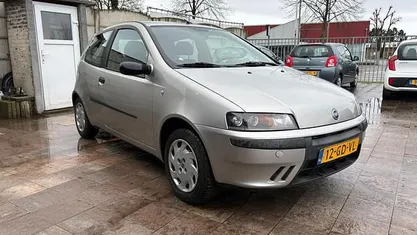 Occasion Fiat Punto 60 PK (44 kW) 2000 Grijs Hatchback