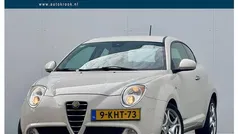 Wit (metallic) Gebruikt 2013 Alfa Romeo MiTo Distinctive Hatchback | € 2.900 (Eerlijke prijs)