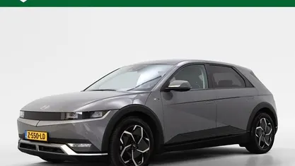 Grijs Gebruikt 2024 Hyundai Ioniq 5 Style SUV | € 38.400 (Eerlijke prijs)