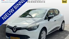Wit Gebruikt 2016 Renault Clio IV Authentique Hatchback | € 8.195 (Eerlijke prijs)