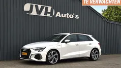 Wit Gebruikt 2021 Audi A3 Sportback e-tron S-Line Sedan | € 25.850 (Goede deal)