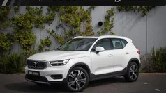 Wit Gebruikt 2022 Volvo XC40 Inscription SUV | € 34.694 (Eerlijke prijs)