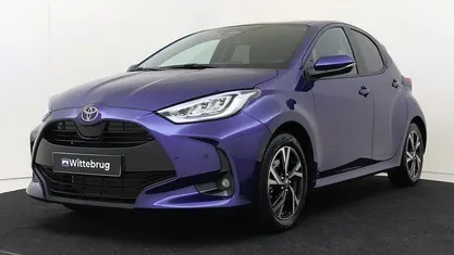 Blauw Gebruikt 2025 Toyota Yaris Hybrid Hatchback | € 25.925 (Eerlijke prijs)