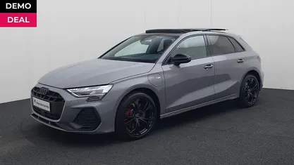 Gebruikt 2025 Audi A3 Sportback e-tron Competition Hatchback | € 52.990 (Eerlijke prijs)