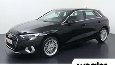 Zwart Gebruikt 2021 Audi A3 Sportback Advanced Hatchback | € 25.940 (Eerlijke prijs)
