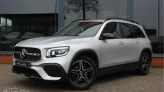 Grijs Gebruikt 2020 Mercedes GLB200 AMG line SUV | € 36.400 (Eerlijke prijs)