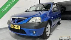 Blauw Gebruikt 2008 Dacia Logan MCV Lauréate MPV | € 999 (Eerlijke prijs)