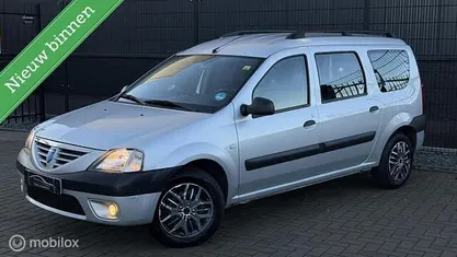 Grijs Occasion 2008 Dacia Logan MCV MPV | € 999 (Goede deal)