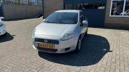 Grijs Occasion 2010 Fiat Punto Evo Dynamic Hatchback | € 3.690 (Eerlijke prijs)