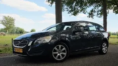 Grijs Gebruikt 2011 Volvo V60 Kinetic Stationwagen | € 3.999 (Super prijs)