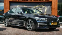 Zwart Gebruikt 2017 BMW 750 Executive Sedan | € 34.900 (Goede deal)