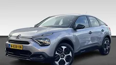 Grijs Gebruikt 2022 Citroën C4 Feel SUV | € 16.430 (Eerlijke prijs)