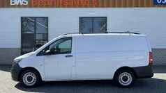Wit Gebruikt 2017 Mercedes Vito MPV | € 15.950 (Eerlijke prijs)