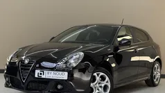 Zwart Gebruikt 2015 Alfa Romeo Giulietta Sprint Hatchback | € 9.450 (Eerlijke prijs)