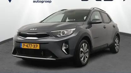 Occasion Kia Stonic 101 PK (74 kW) 2022 Grijs SUV