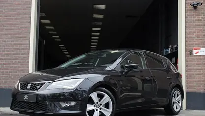 Zwart (metallic) Gebruikt 2013 Seat Leon FR Hatchback | € 8.990 (Goede deal)